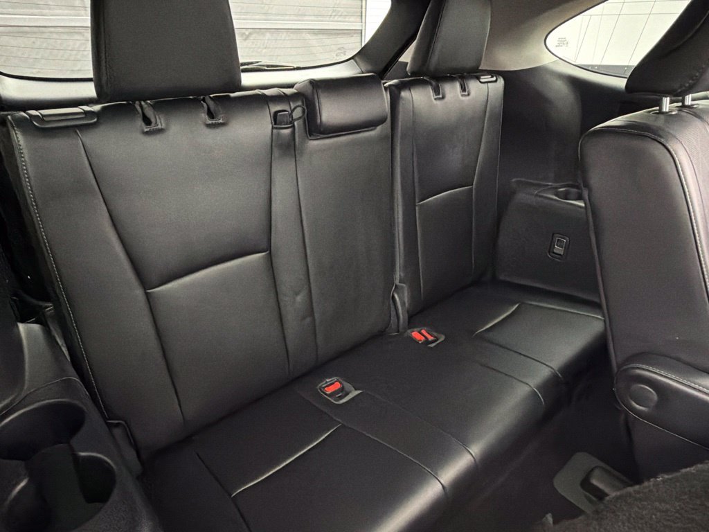 Used 2022 Beige Toyota Platinum image 29