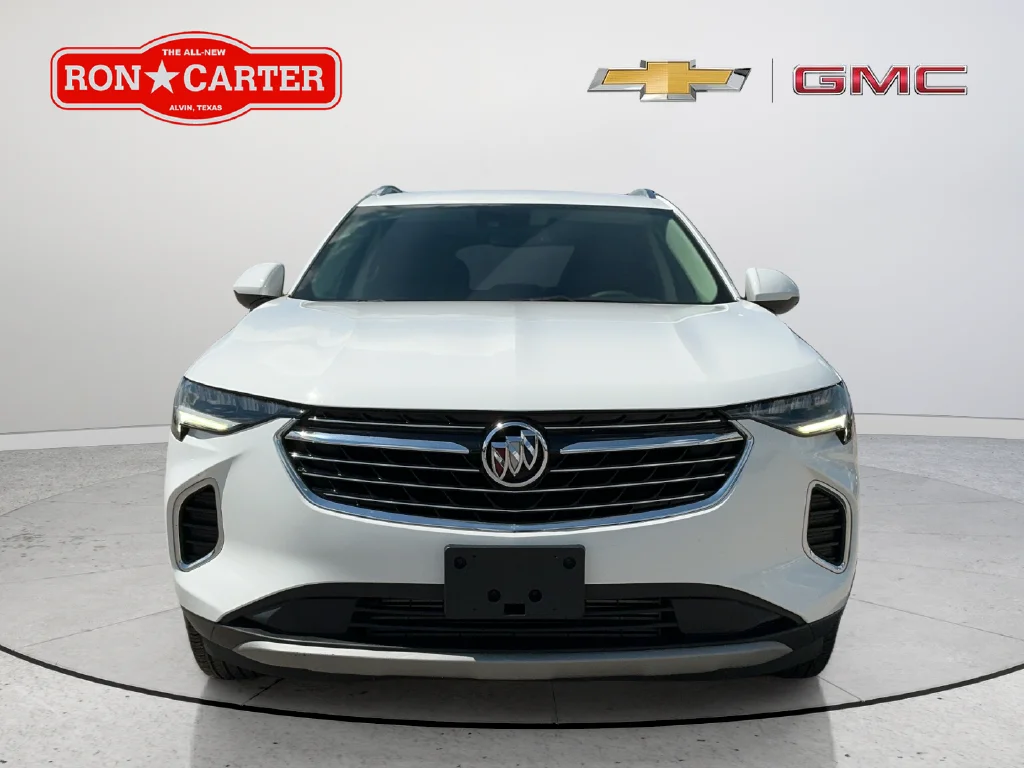 Used 2022 White Buick Preferred image 2