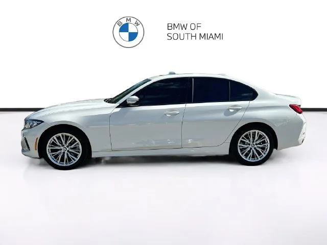 Used 2023 White BMW 330i image 4