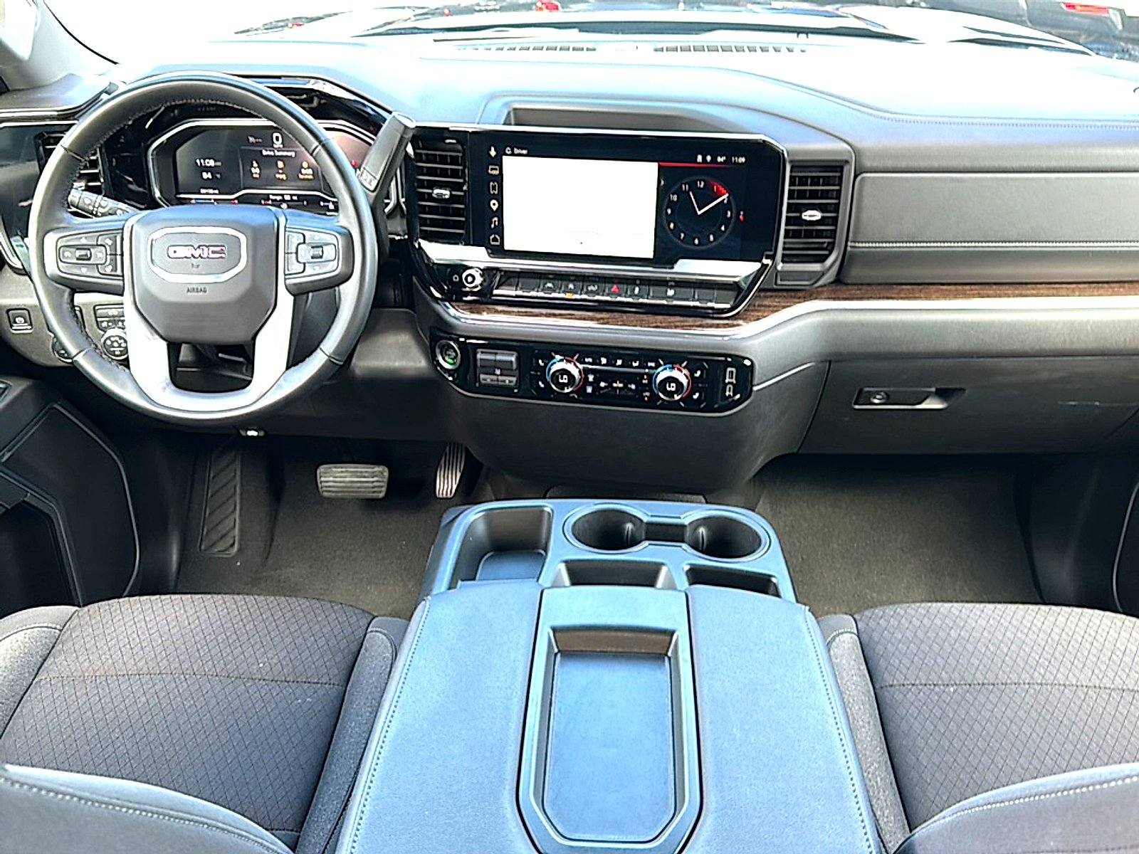 Used 2025 Titanium Rush Metallic GMC Elevation image 20