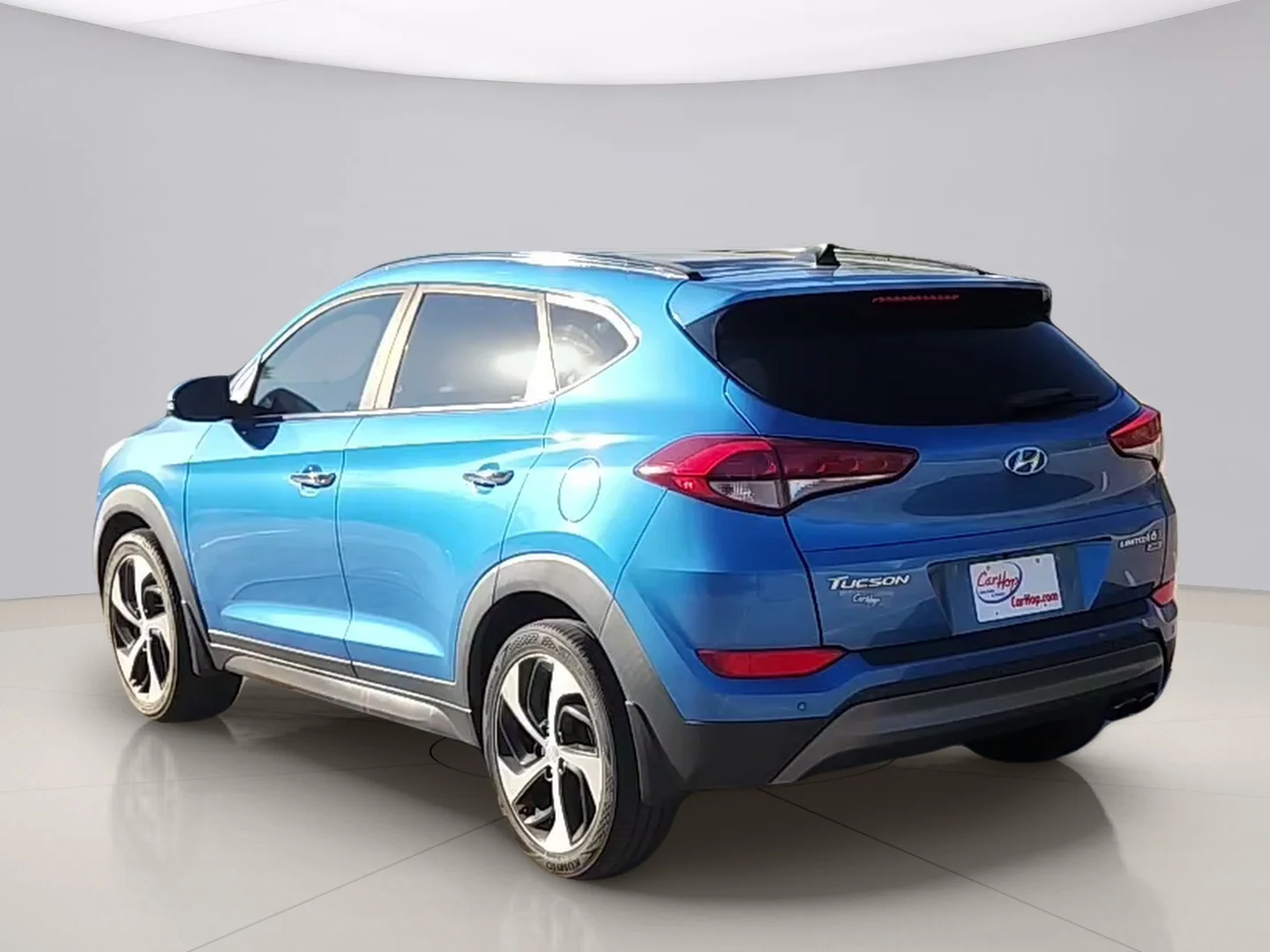 Used 2016 Blue Hyundai SPORT image 3