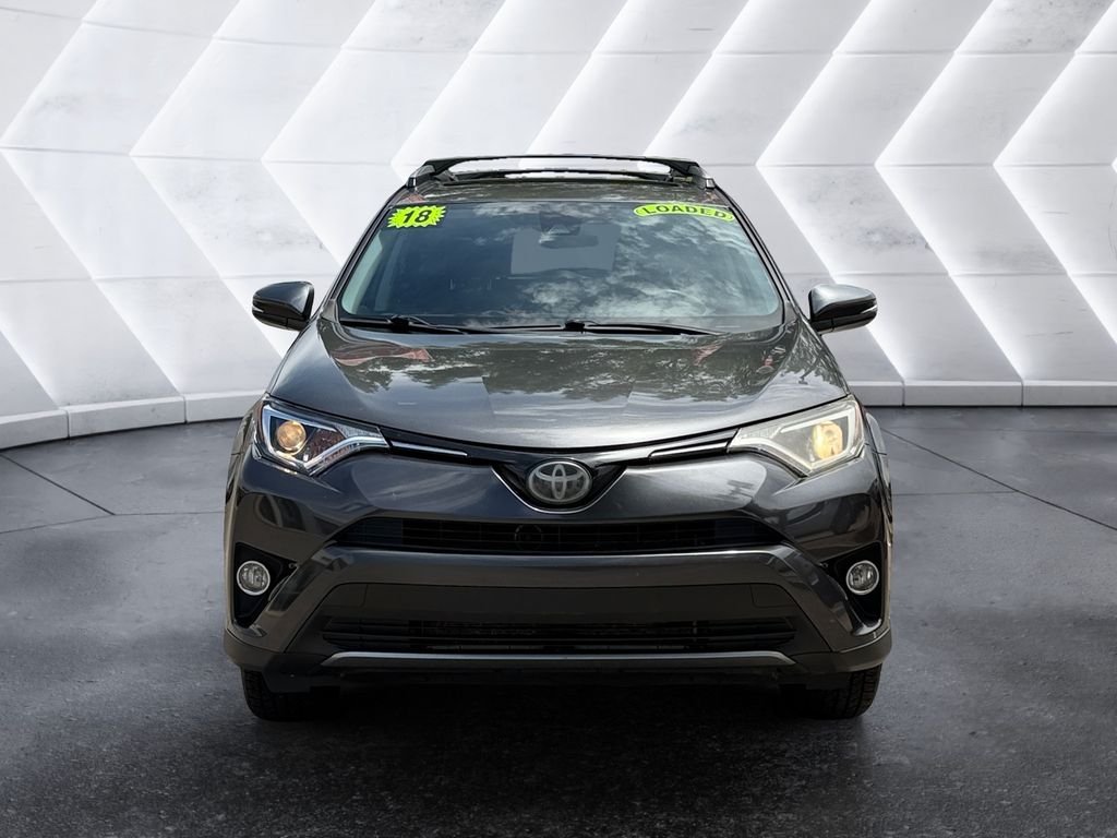 Used 2018 Gray Toyota XLE image 2