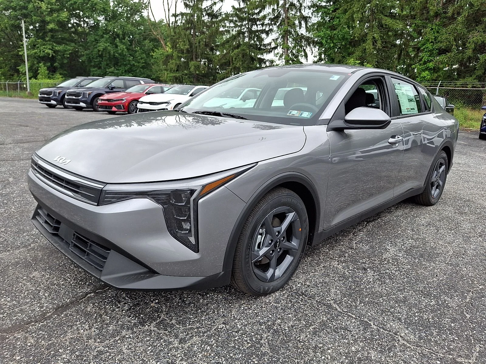 New 2026 Gray Kia LXS image 4