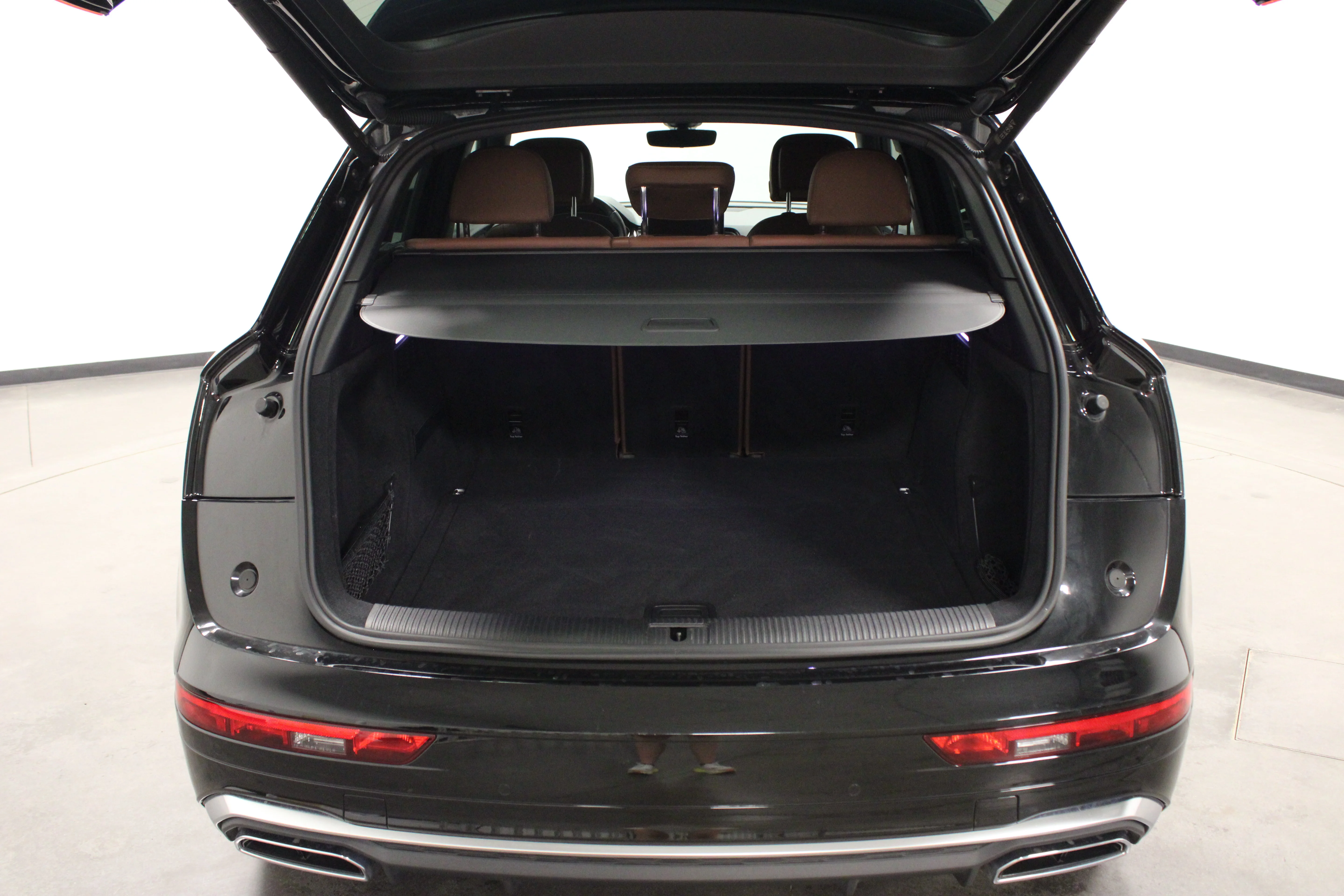 Used 2023 Black Metallic Audi 45 S line Premium image 14