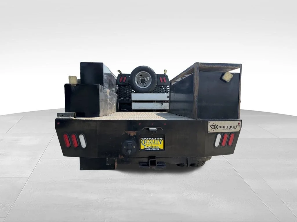 Used 2020 White Ford XL image 4
