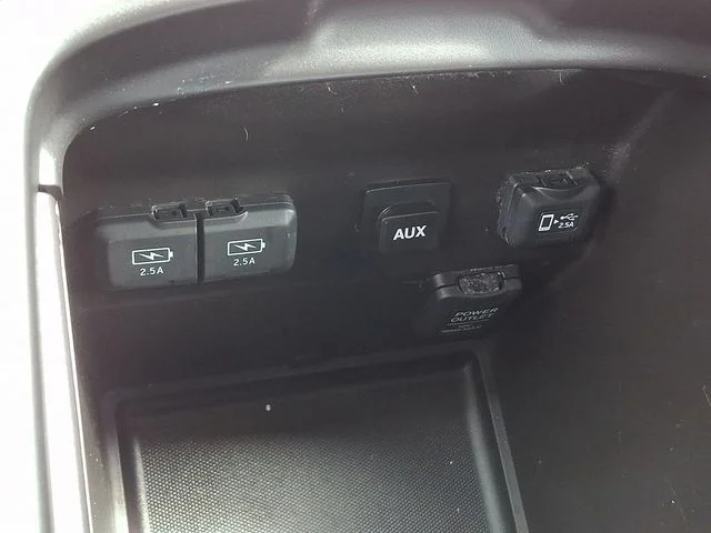 Used 2019 Black Acura 3.5L Technology Pkg w/A-Spec Pkg image 25