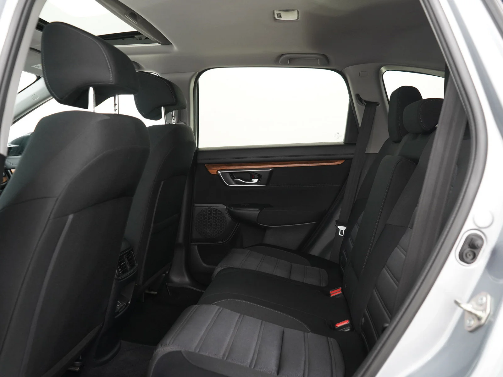 Used 2019  Honda EX AWD image 18