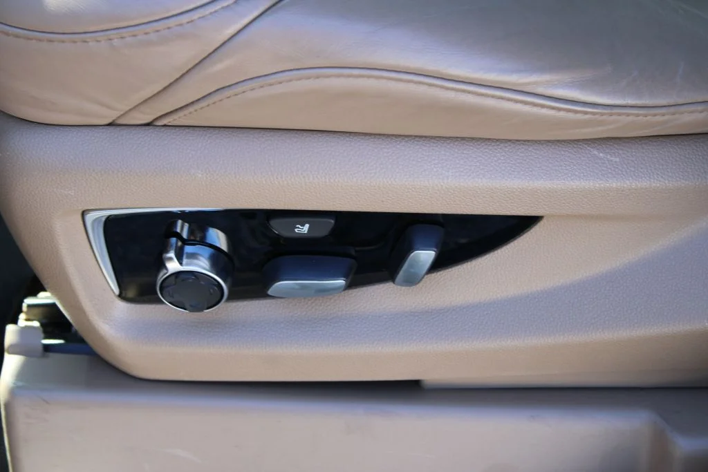 Used 2020 Black Cadillac Platinum Edition image 20