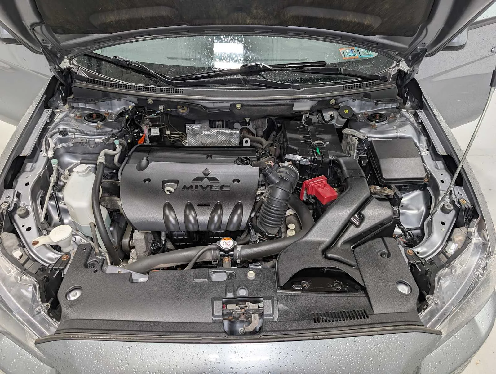 Used 2014 Mercury Gray Pearl Mitsubishi ES image 11