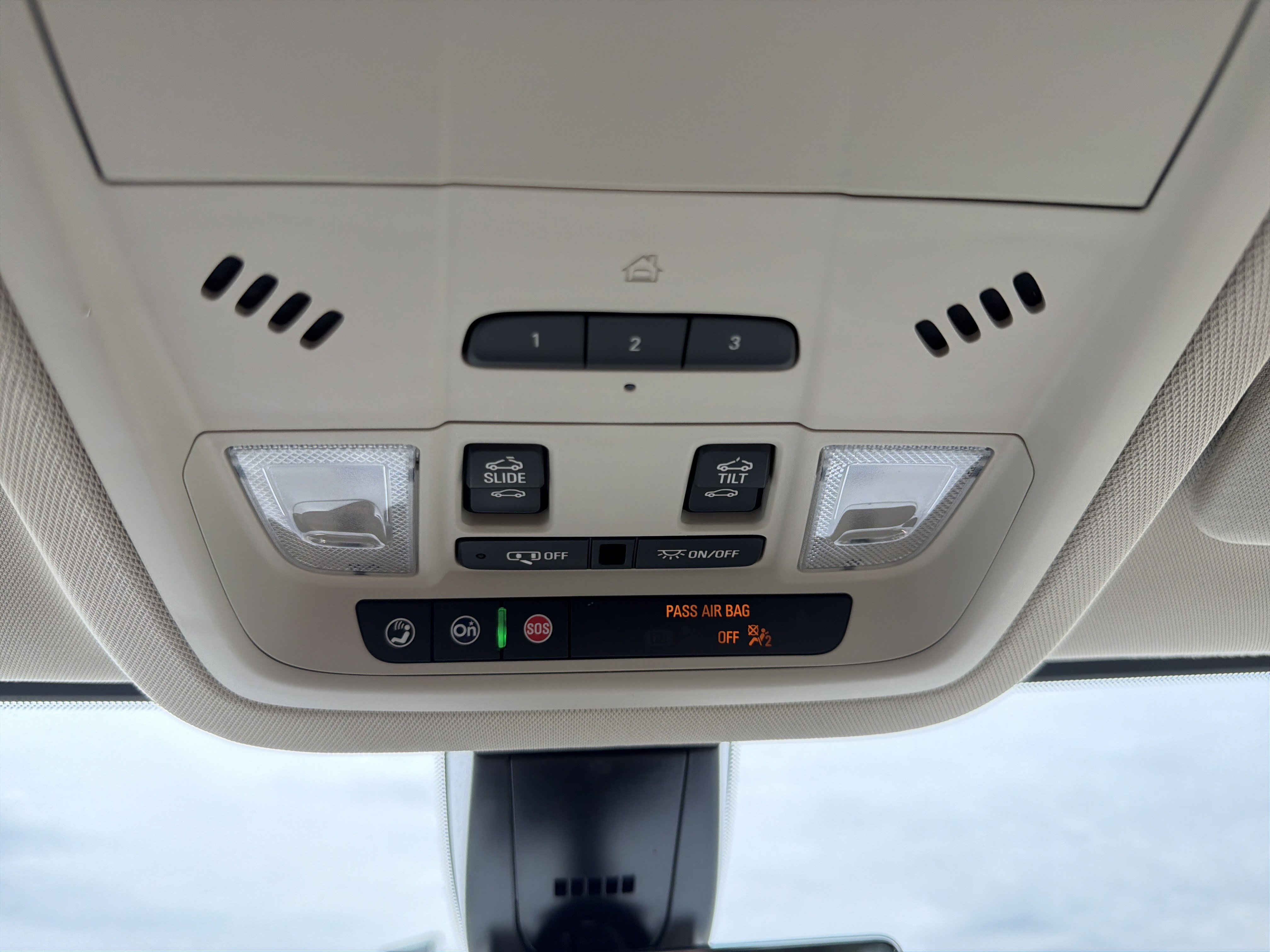 2022 GMC Acadia Denali - Photo 25