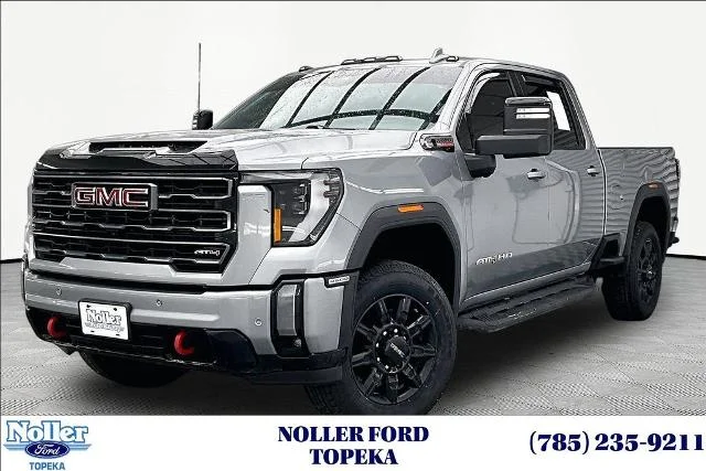 2024 GMC Sierra 4WD Crew Cab Standard Box AT4's photo
