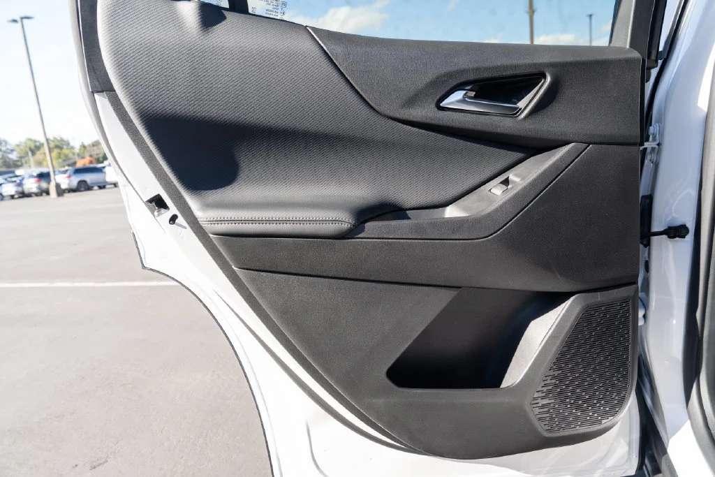 2027 Chevrolet Equinox LT - Photo 24