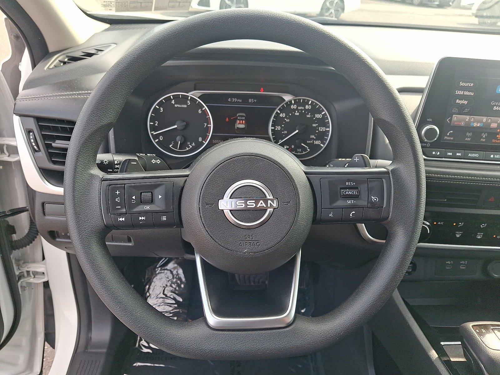 Certified Used 2024 Glacier White Nissan S image 18