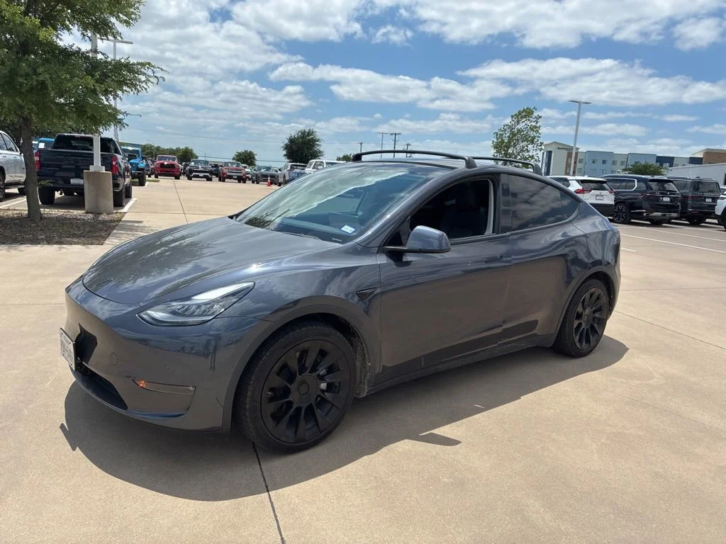 2021 Tesla Model Y Long Range Dual Motor All-Wheel Drive's photo