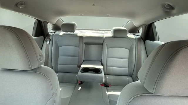 Used 2025 Summit White Chevrolet 1LT image 33
