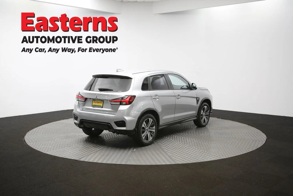 Used 2023 Silver Mitsubishi 2.0 ES image 38