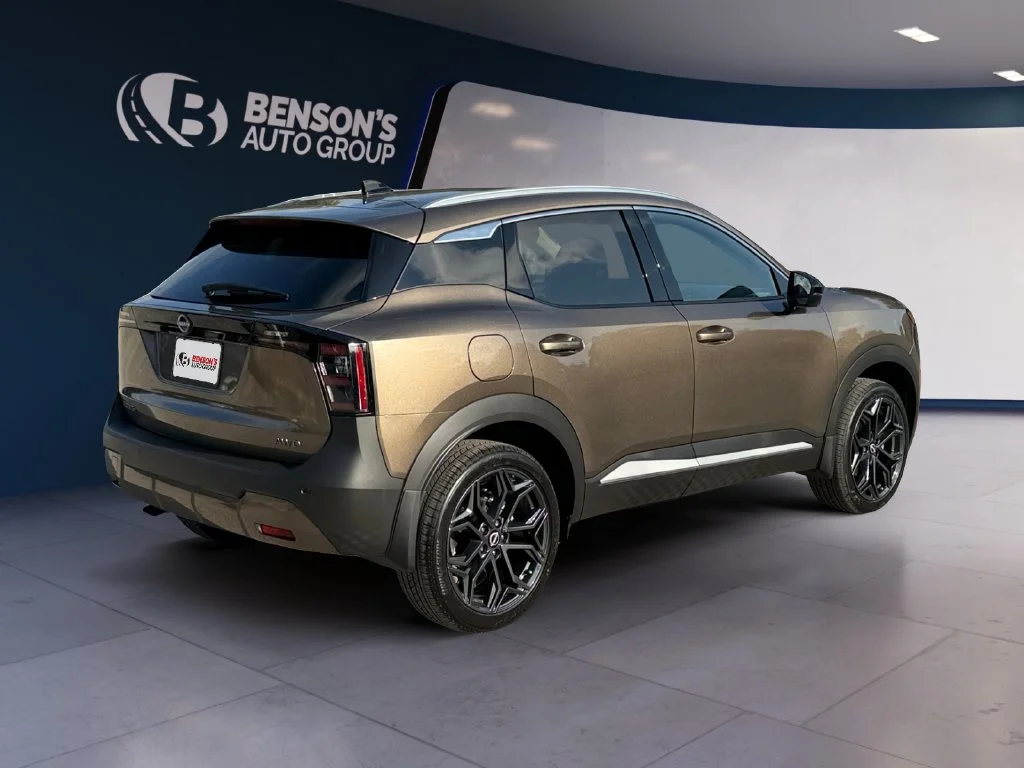 New 2027 Brown Nissan SR image 5