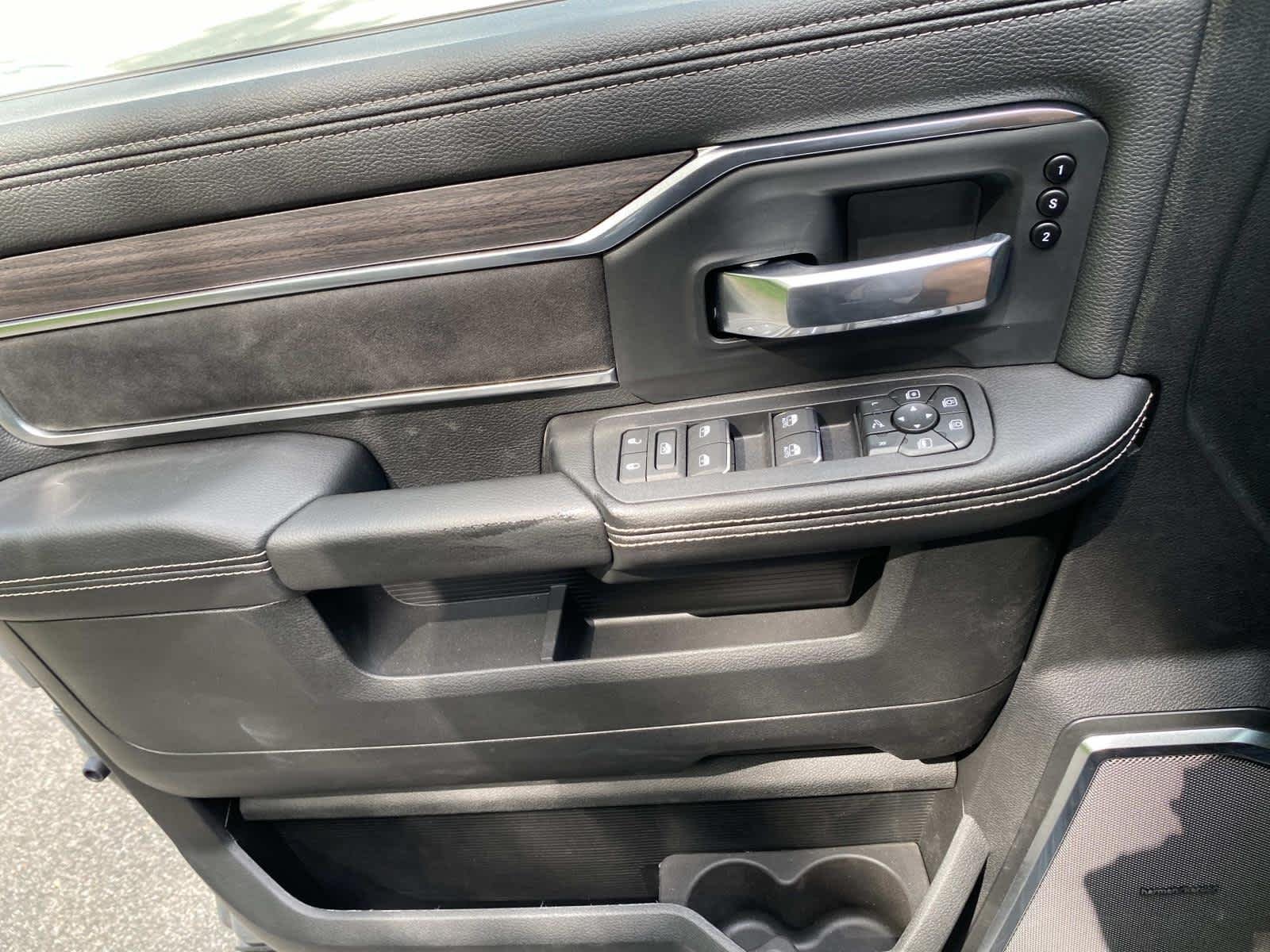 New 2026 Ceramic Gray Clear-Coat Exterior Paint RAM Laramie image 17