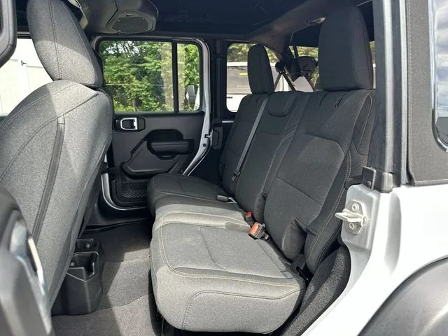 Used 2024 Silver Jeep Sport S image 25