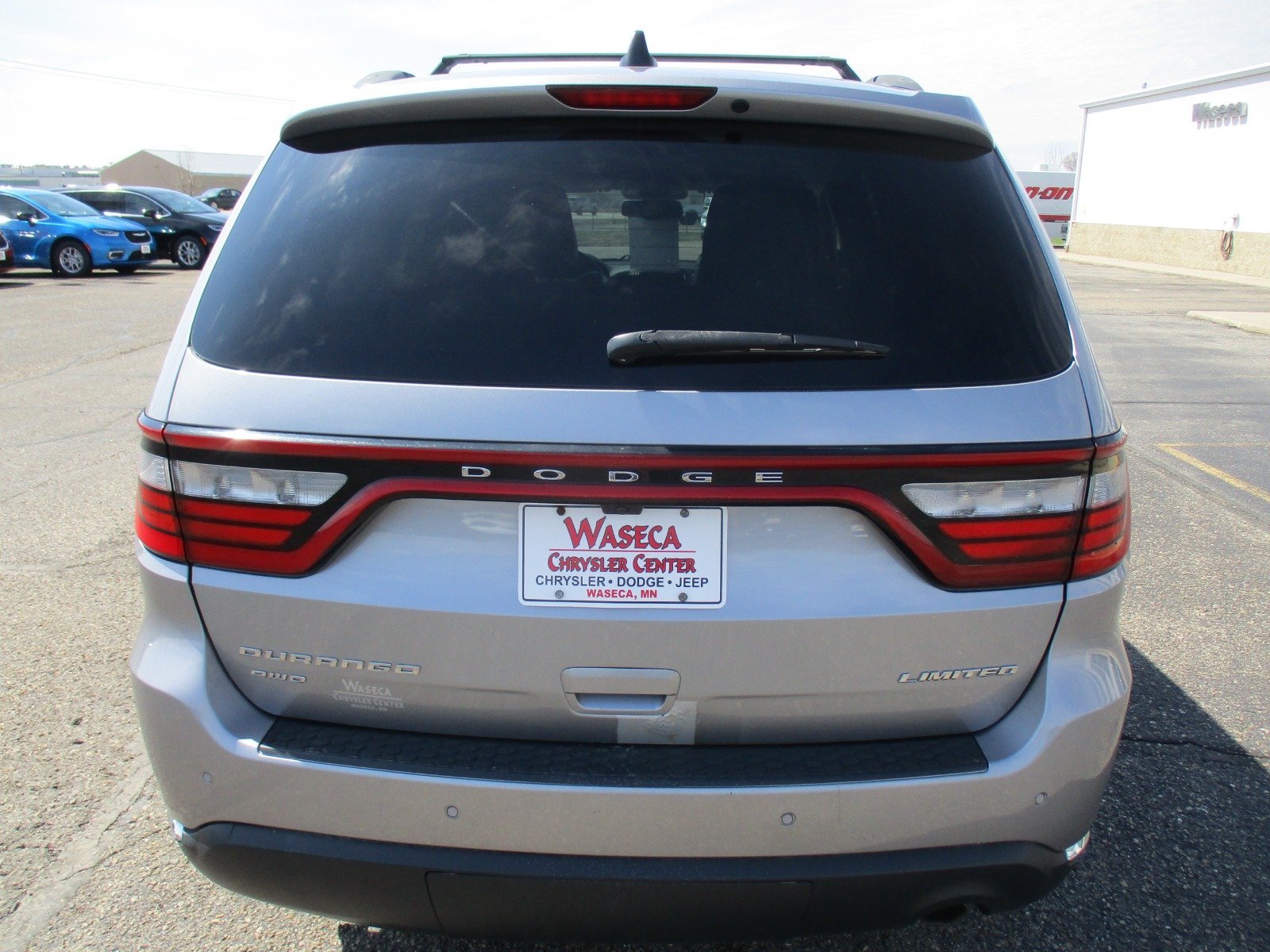 Used 2016 SILVER Dodge Limited image 5
