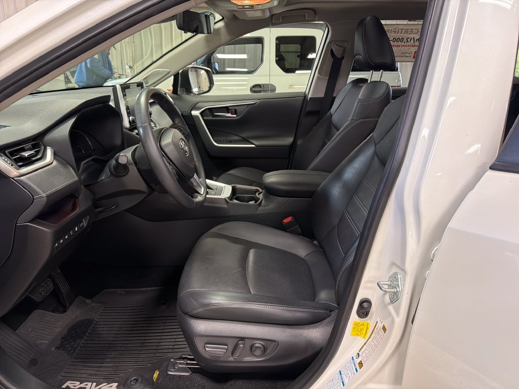 Certified Used 2020 White Toyota Limited image 15