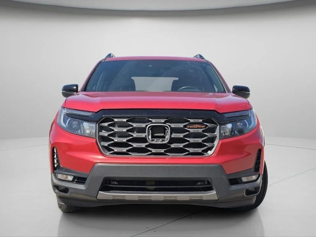 Used 2023 Radiant Red Metallic II Honda TrailSport image 3