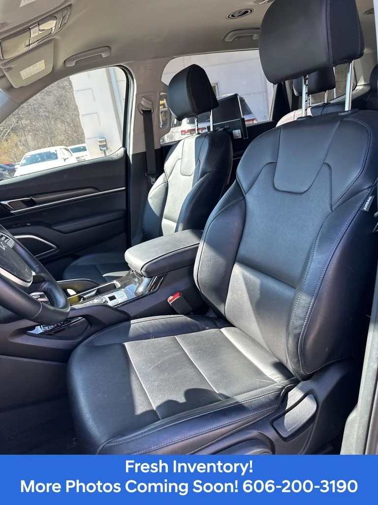 Used 2023 Silver Kia LX image 10