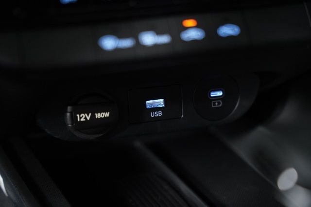 2025 Hyundai Elantra Blue - Photo 10