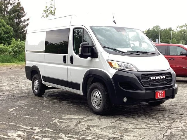 New 2026 Bright White Clearcoat Ram PROMASTER 1500 TRADESMAN CARGO VAN HIGH ROOF 136