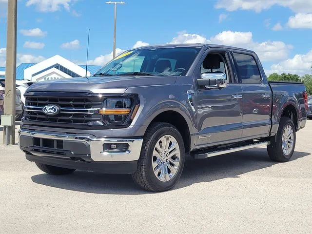 Used 2024 Gray Ford XLT image 33
