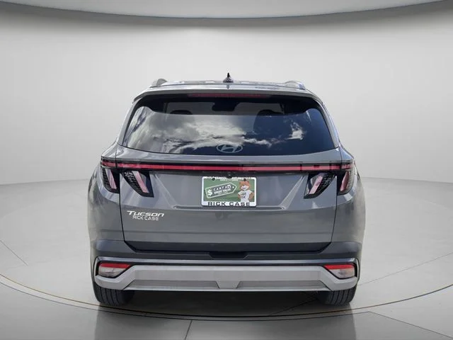 Used 2025 Gray Hyundai SEL Convenience image 6