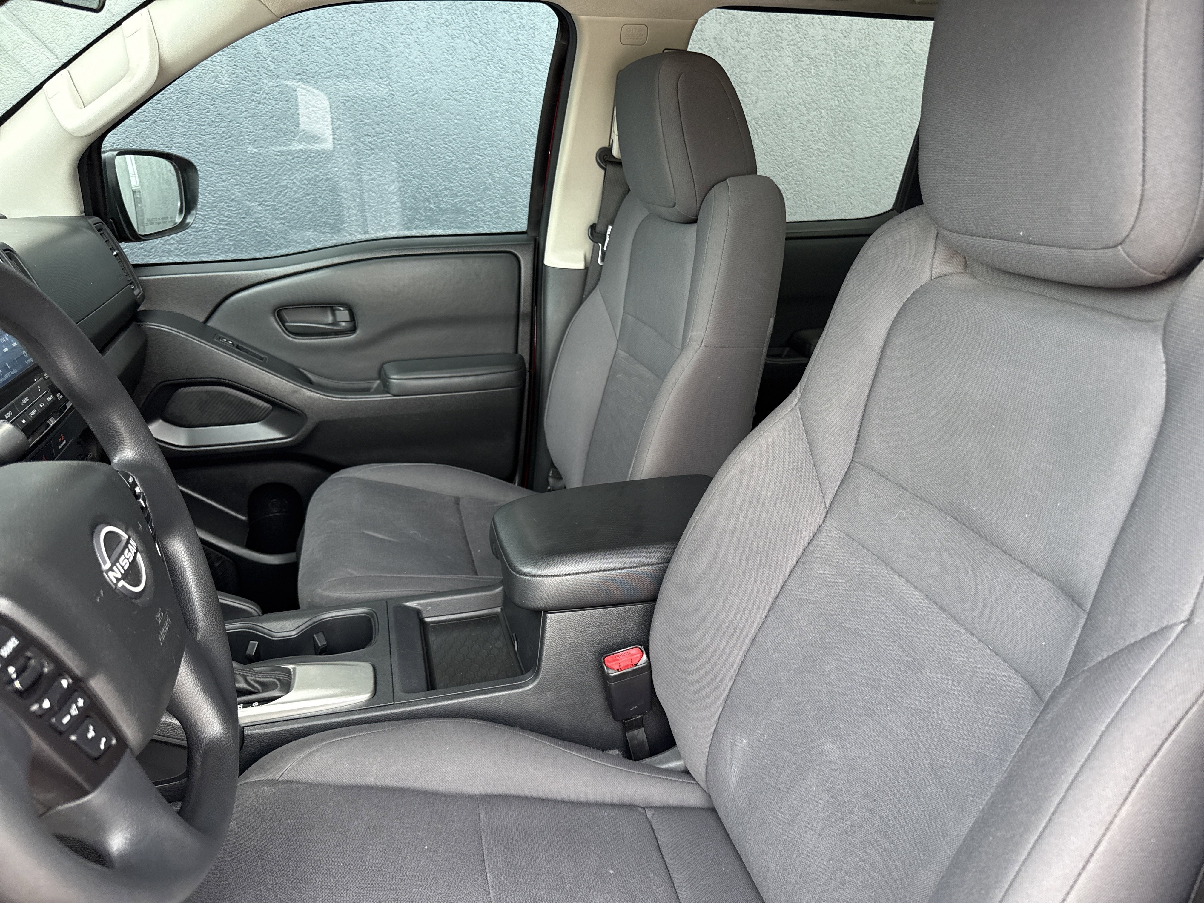 Used 2022 Red Alert Nissan S 4WD image 5