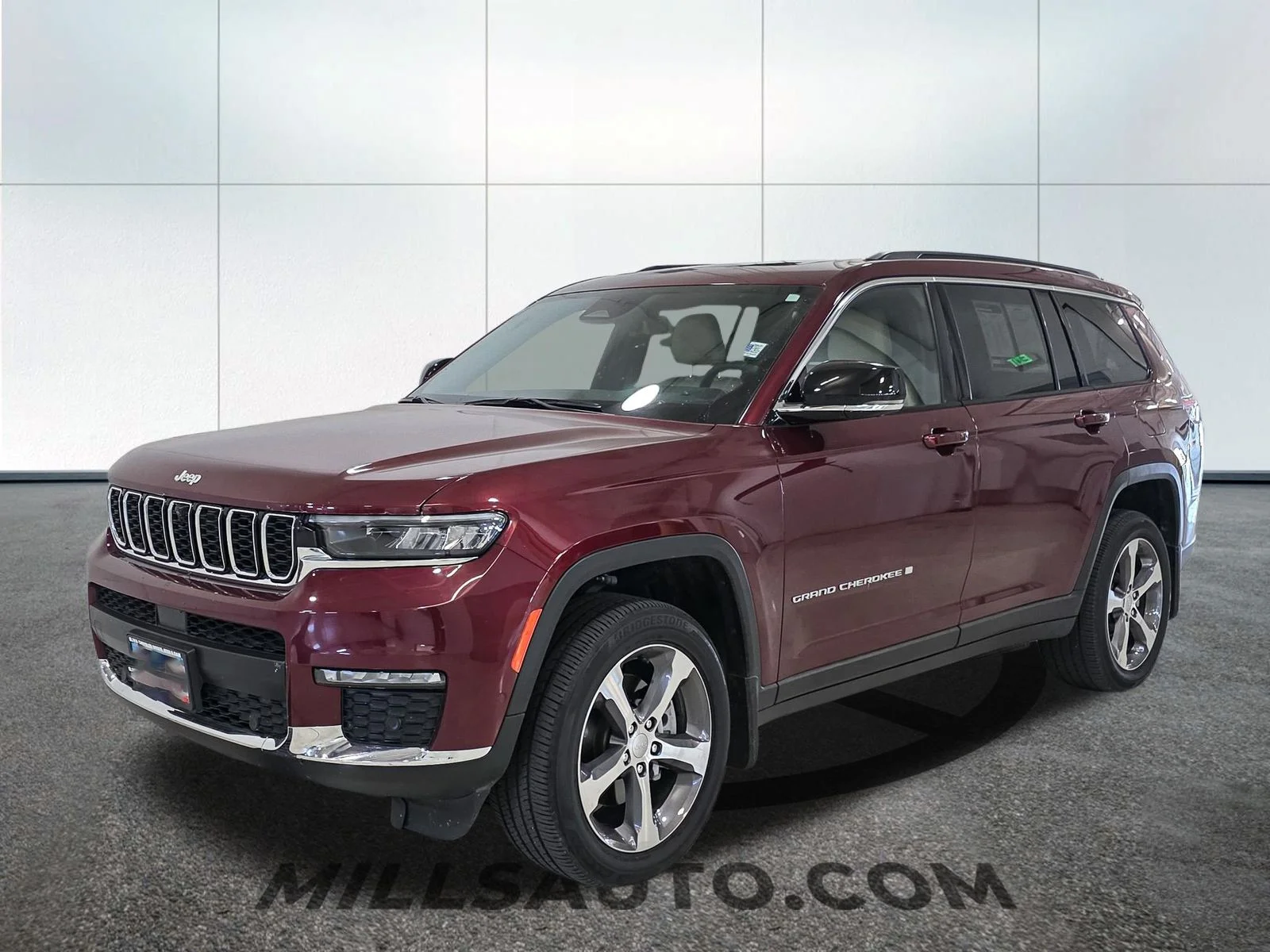 Used 2024 Jeep Grand Cherokee L Limited with VIN 1C4RJKBG4R8596139 for sale in Willmar, Minnesota