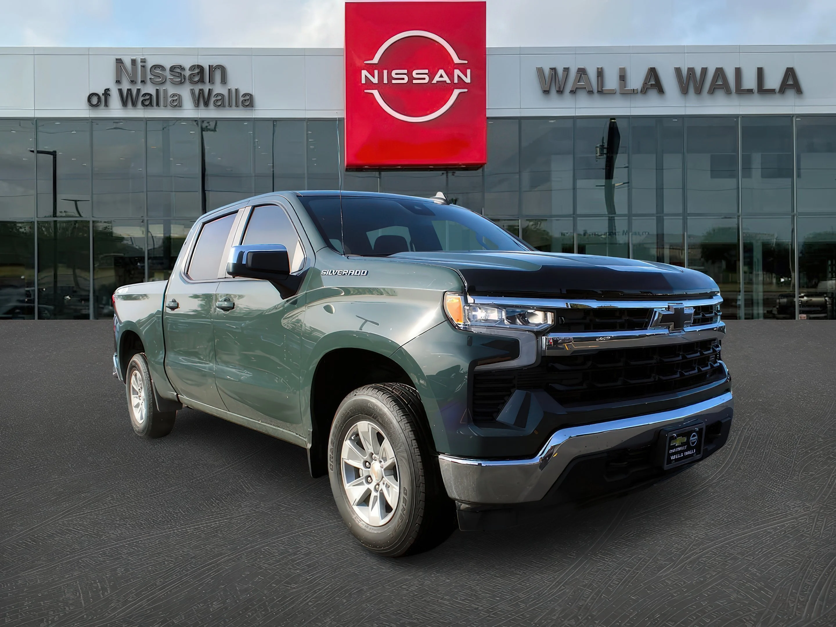2025 Chevrolet Silverado 1500 LT 4WD Crew Cab Short Box's photo