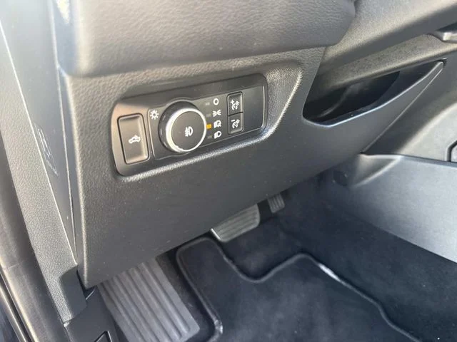 Used 2025 Black Ford XLT image 25