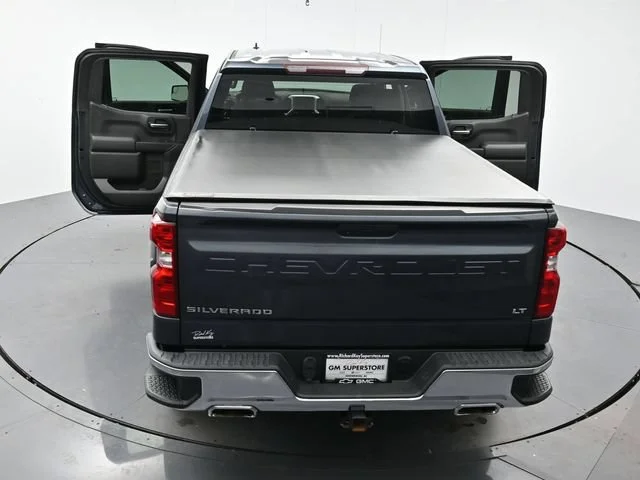 Used 2019 SHADOW GRAY METALLIC Chevrolet LT image 39
