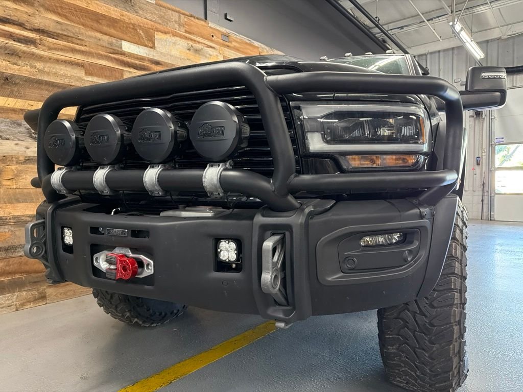 Used 2023 Diamond Black Ram Laramie image 9
