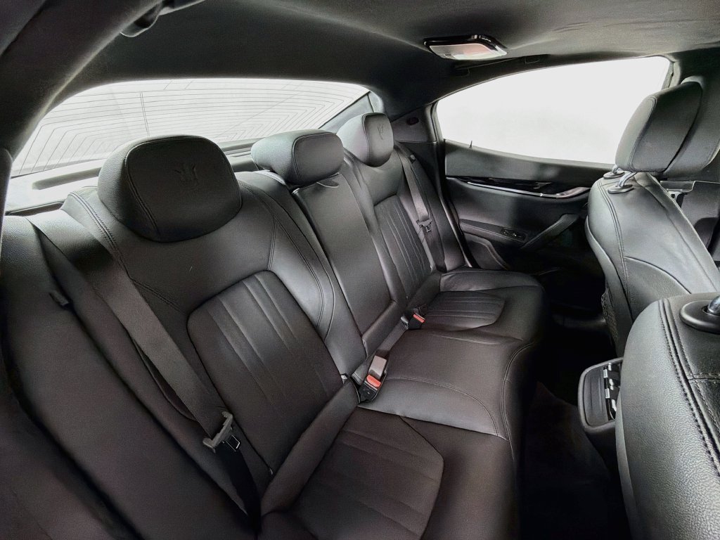 Used 2022 Black Maserati Modena Q4 image 27