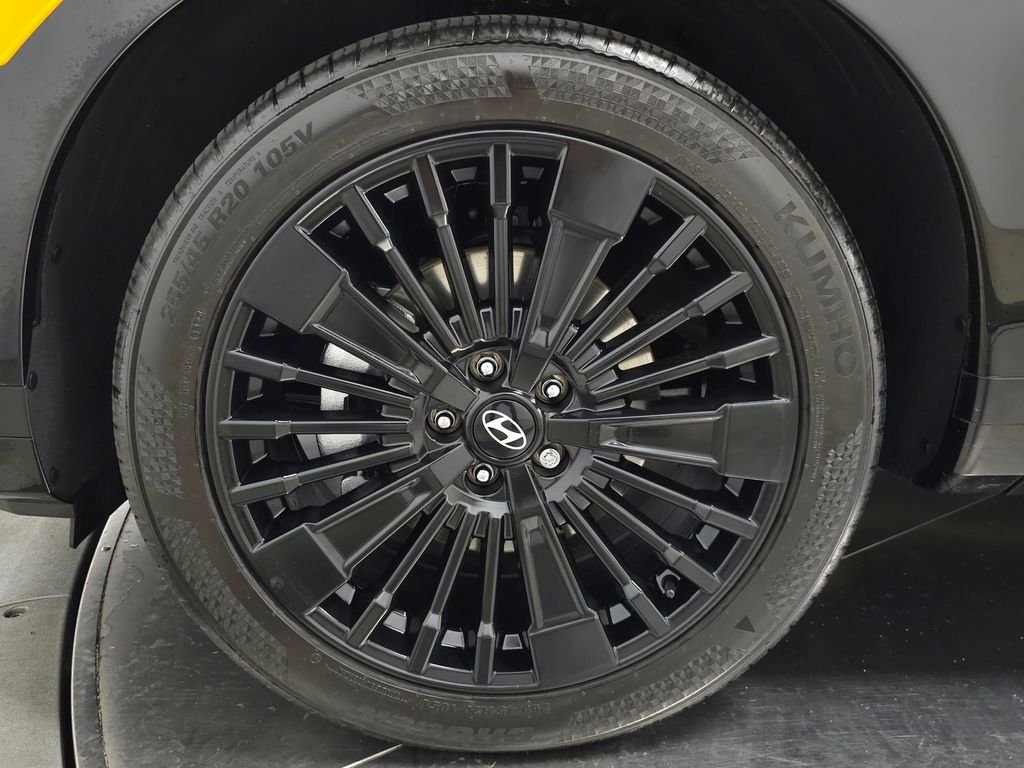 Certified Used 2025 Phantom Black Hyundai Calligraphy image 14