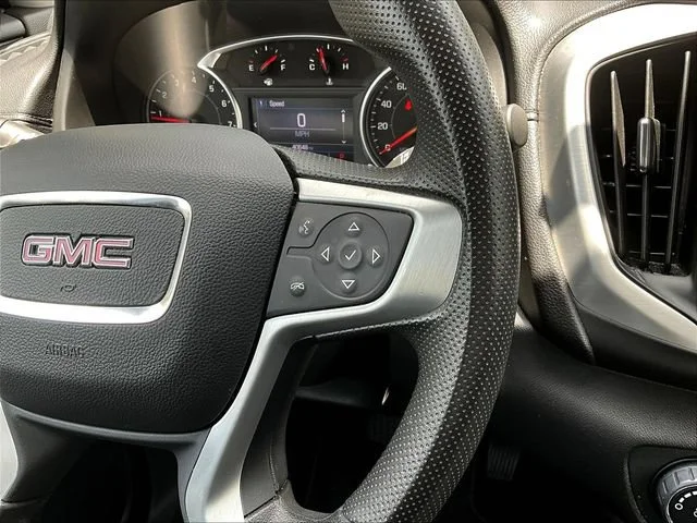 Certified Used 2024 Sterling Metallic GMC SLE image 14