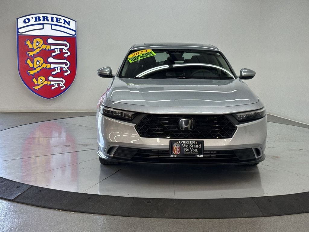 Used 2024 Silver Honda EX image 10