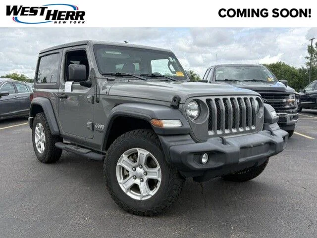 Used 2020 Sting-Gray Clearcoat Jeep Sport S image 1