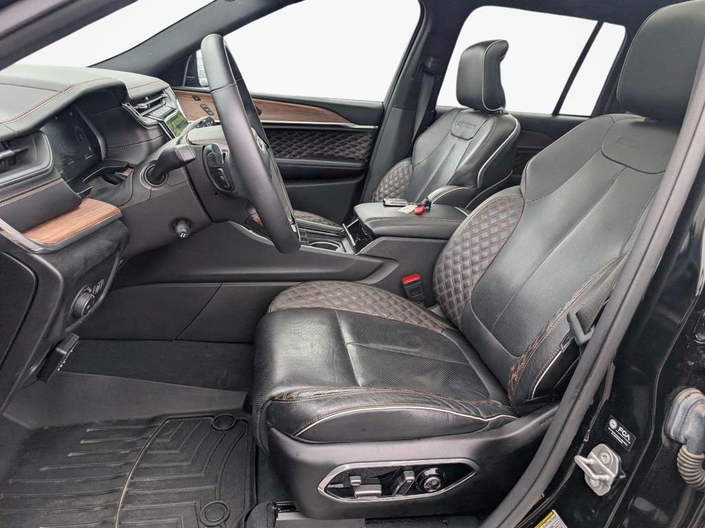 2023 Jeep Grand Cherokee Summit - Photo 17