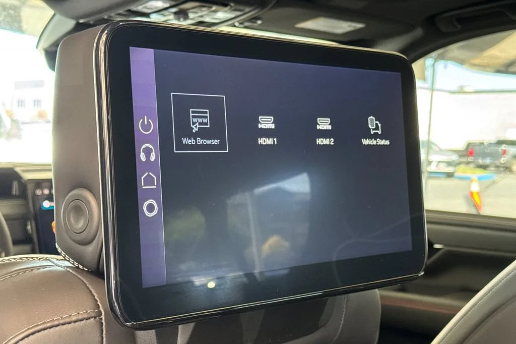 2026 GMC Yukon XL AT4 Ultimate - Photo 12