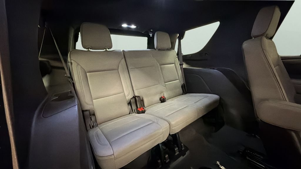 Used 2024 Black GMC SLT image 15