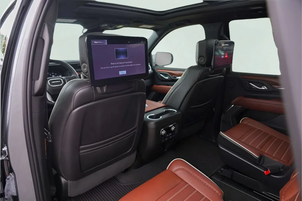 Used 2023 Sterling Metallic GMC Denali Ultimate image 27