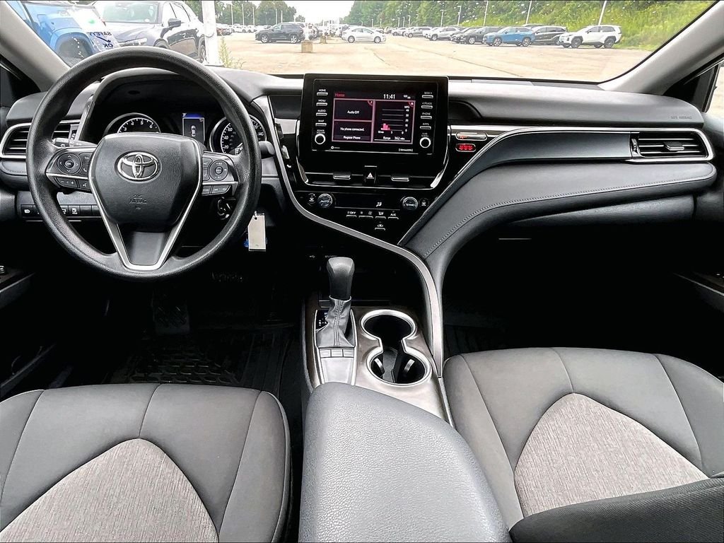 Used 2024 White Toyota LE image 21
