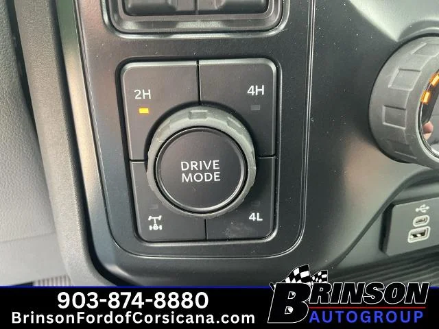 New 2026 Oxford White Ford F-250® XL image 30