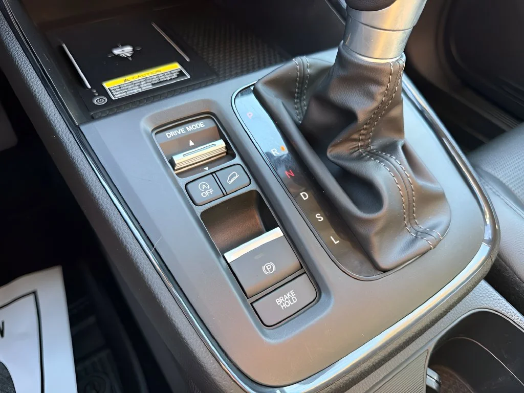 Used 2025 Urban Gray Pearl Honda EX-L image 29