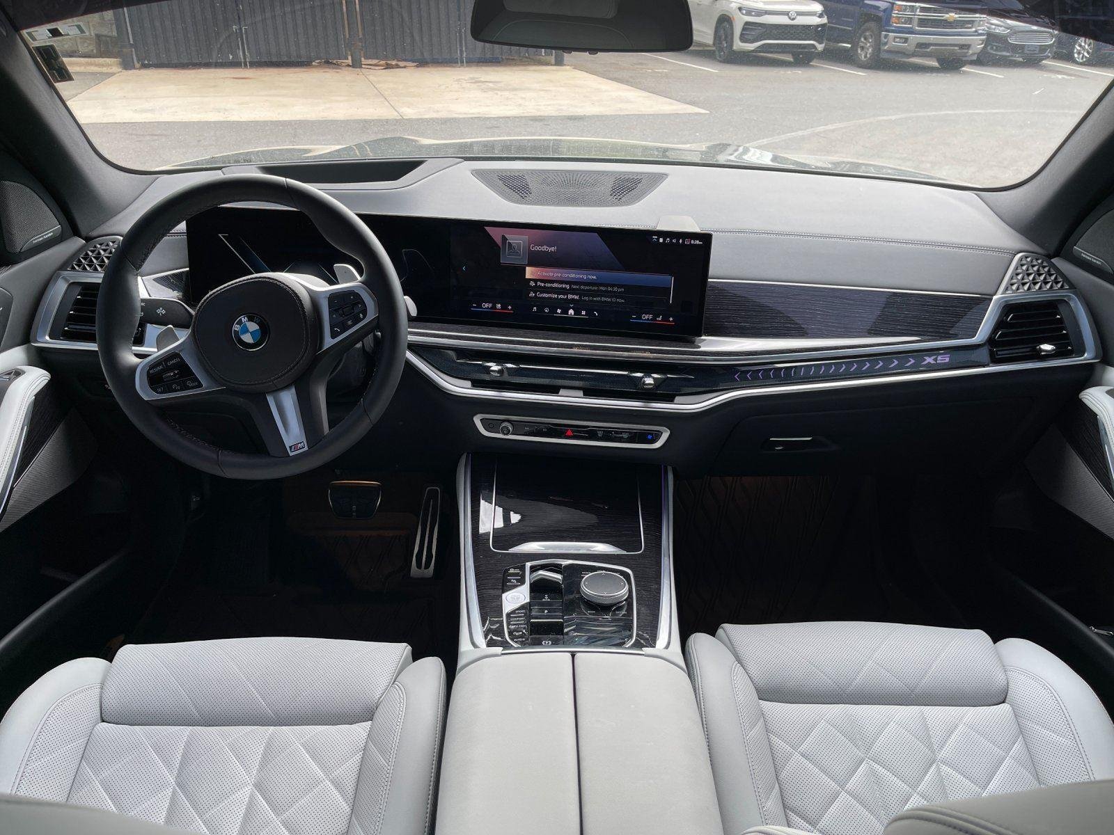 Used 2026 Dravit Grey Metallic BMW xDrive40i image 36